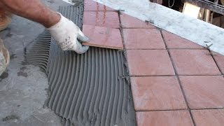 Come posare le piastrelle del pavimento fai da teLay the floor tiles DIY [upl. by Nalak313]