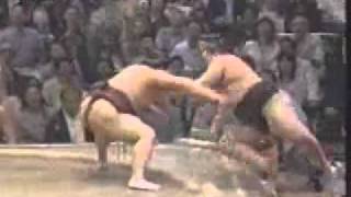 Asashoryu vs Kisenosato aki 2006 [upl. by Idel]