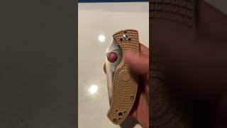 Spyderco Tenacious Lightweight wtan scales review by Crocozuna Cutlery spyderco tenacious [upl. by Kcired943]