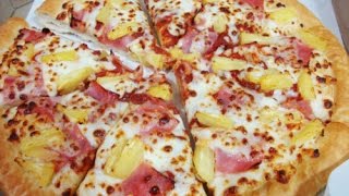 Pizza Hut Hawaiian Pizza Review [upl. by Nahtaj935]