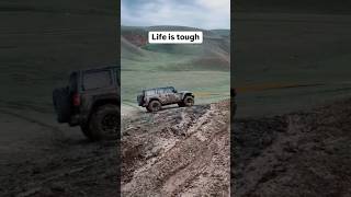 Sometimes life doesnt go your way but it could always be worse 😂 offroad carfails 4x4 [upl. by Sibel968]