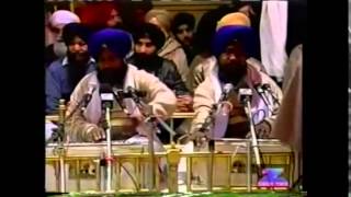 Sun Yaar Hamare Sajan  Bhai Gurcharan Singh  120303  Live Sri Harmandir Sahib [upl. by Gnov]