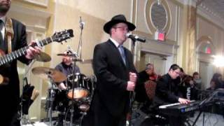 Baruch Levine amp Neshoma Orchestra [upl. by Gabi349]