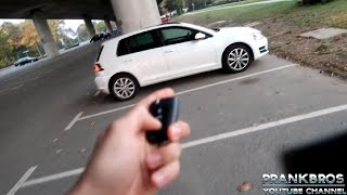 AUTO GEKLAUT PRANK   PrankBros [upl. by Burgener961]