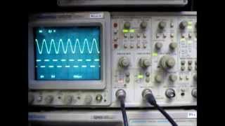 Cyrob  Petite frayeur avec mon Tektronix 2465B [upl. by Ramos583]