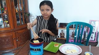 Main Masak Masakan Beneran  Masak Roti Bakar Dengan Mainan Kompor Mini [upl. by Emmet]