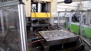 Cincinnati Milacron Vector CH250R Vertical Injection Press  250 Ton [upl. by Oiracam]