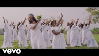 Eden  Je suis mariée Clip officiel [upl. by Gizela]