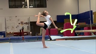 Rhythmische Sportgymnastik  Akrobatik trifft auf Ästhetik [upl. by Niwdla10]