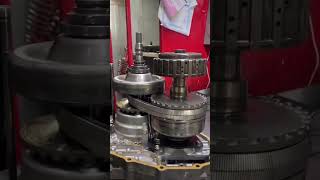 Transmisión CVT 🧐 transmisión mecanica automotriz reparaciones repuestos mecanico [upl. by Gutow]