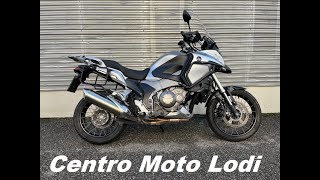 Honda Crosstourer 1200 centromotolodi [upl. by Ahsyekal678]