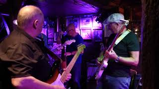 MAD BILLYS ENGINE ROOM AT THE SIX BELLS CHIDDINGLY EAST SUSSEX 210519 [upl. by Elahcim]