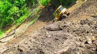 D5 dozer sliding down steep mountian [upl. by Gaulin]