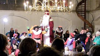 Klokje luiden Sinterklaas Oude Kerk Amsterdam 2018 [upl. by Aciretahs]