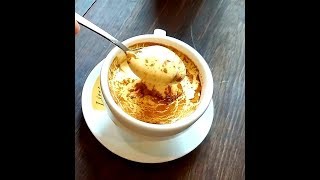 KAWA Z JAJKIEM PŁYNNE TIRAMISU KOGEL MOGEL Z KAWĄ SAJGON I JEGO KAWA HANOI EGG COFFEE WIETNAM [upl. by Xuaeb]