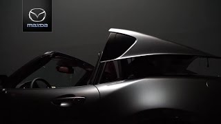 Weltpremiere Mazda MX5 RF Retractable Fastback [upl. by Eiltan]