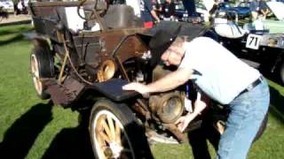 1909 EMF Vintage Classic  Crank Starting the Car for the Judges [upl. by Kay]