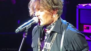 HOLLYWOOD VAMPIRES  HEROES ON TOUR [upl. by Chemesh303]