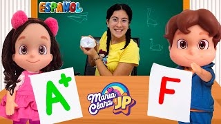 La Escuelita de los Muñecos Maria Clara y JP Clase de Origami [upl. by Morna]