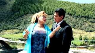 Nuevo Video de Anita Lucia Proaño y Claudio Vallejo Dime Quien quotmusica ecuatoriana 2013quot [upl. by Hpeosj]