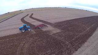 Ford Versatile 9680 Tractor pulling a Case IH 875 Disk Ripper [upl. by Yrret]