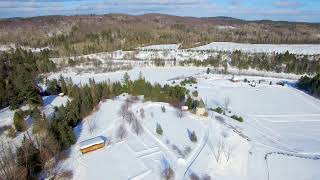 Un domaine grandiose en Mauricie Le Baluchon Écovillégiature [upl. by Lahcym973]