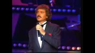 Engelbert Humperdinck Spectacular Show [upl. by Weiser]