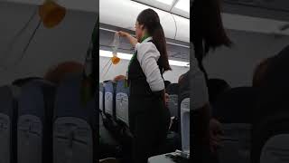 Iberia Instrucciones de Seguridad  Madrid [upl. by Boccaj]