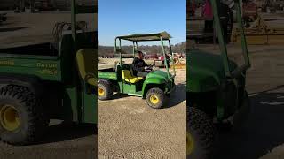 JOHN DEERE GATOR 4x2 [upl. by Kalman]