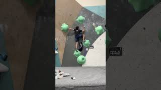 5 essais pour réussir cette pépite escalade boulderclimber olympics [upl. by Mufinella]