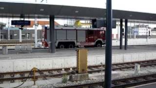 ZweiwegeRüstlöschfahrzeug der Feuerwehr StPölten [upl. by Arted890]