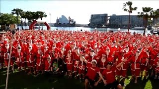 Der Nikolaus in Australien Santa Fun Run durch Sydney [upl. by Libove]