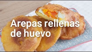 Arepas fritas colombianas con huevo [upl. by Kemeny]