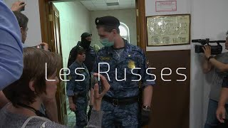 Les Russes  Ukraine une année en guerre [upl. by Ellenyl]