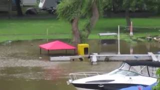 Hochwasser 2016 überflutet Wohnwagen  Campingplatz Zufahrt [upl. by Iah]