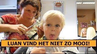 LUAN GAAT NAAR DE KAPPER  Bellinga Vlog 421 [upl. by Teddy]