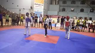 Taekwondo Open National 2018 senior male 54kg finel fight [upl. by Yvehc]