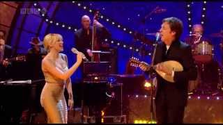 Kylie Minogue amp Paul McCartney  Dance Tonight Jools Annual Hootenanny 2007 [upl. by Fiden890]