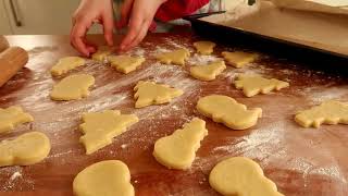 Biscuits de Noël  Recette Bredele  Biscuits Sablés  Butterbredele  Bredele Alsacien 👍🔝🎄 [upl. by Hebrew]