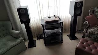 My Cambridge Audio System CD transport in play [upl. by Yelloh943]