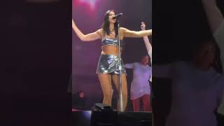 🔥 DUA LIPA BAILANDO SEXY EN CONCIERTO 🔥 [upl. by Lyreb149]