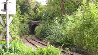 Bahnübergang quotBrücker Mühlequot Ratingen  Dampf im Angertal  Sonderzug mit Dampflok 52 6106 [upl. by Wilhelmina200]