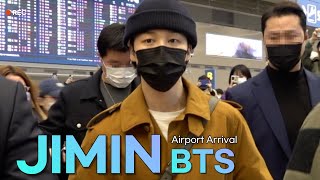 지민BTS 인천공항 입국  BTS JIMIN Airport Arrival [upl. by Eiramanad]