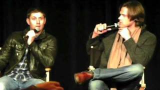 San Fransisco Supernatural Convention January 16th 2011 Jared and Jensen [upl. by Sillyhp]