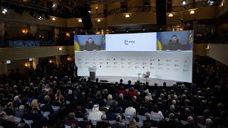 Selenskyj bei Münchner Sicherheitskonferenz „Wir müssen uns beeilen“ [upl. by Oremodlab]