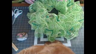 New to wreath making Learn to make a wreath base using 5 different methods and 1 roll of mesh [upl. by Nnoryt]