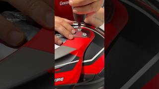 How to change the visor on a Arai Tour X4😎 asmr bikelife shorts [upl. by Butte]