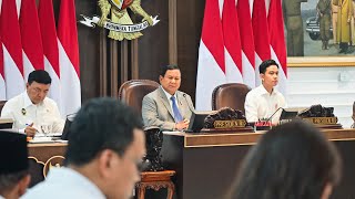 Pengantar Presiden Prabowo pada Sidang Kabinet Paripurna Kantor Presiden 6 November 2024 [upl. by Fisoi]