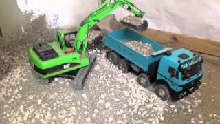 RC Bruder Bagger Hydraulik Leimbach [upl. by Anelam230]