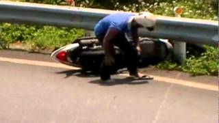 北宜64k Scooter Lowside 20120506 12h05  新一代舞王 [upl. by Thorvald]